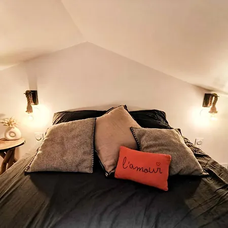 Cosy Mezzanine Proche Saint-Mathurin (Vendee)