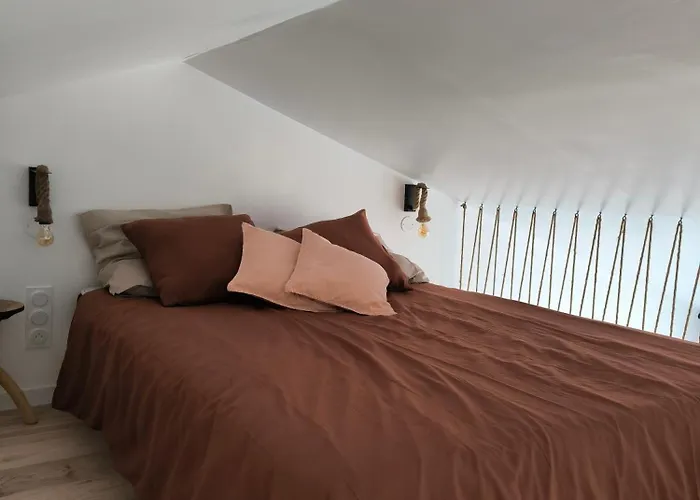 Cosy Mezzanine Proche