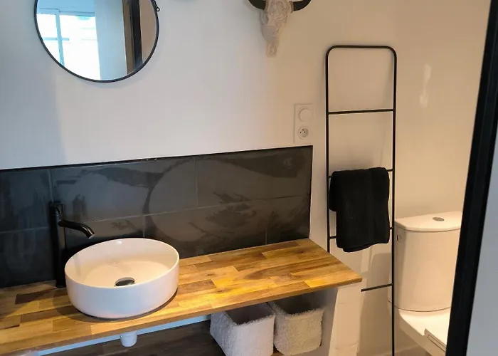 Cosy Mezzanine Proche Saint-Mathurin (Vendee)