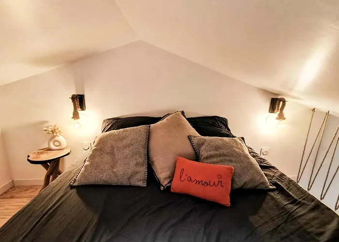 Cosy Mezzanine Proche Saint-Mathurin (Vendee)